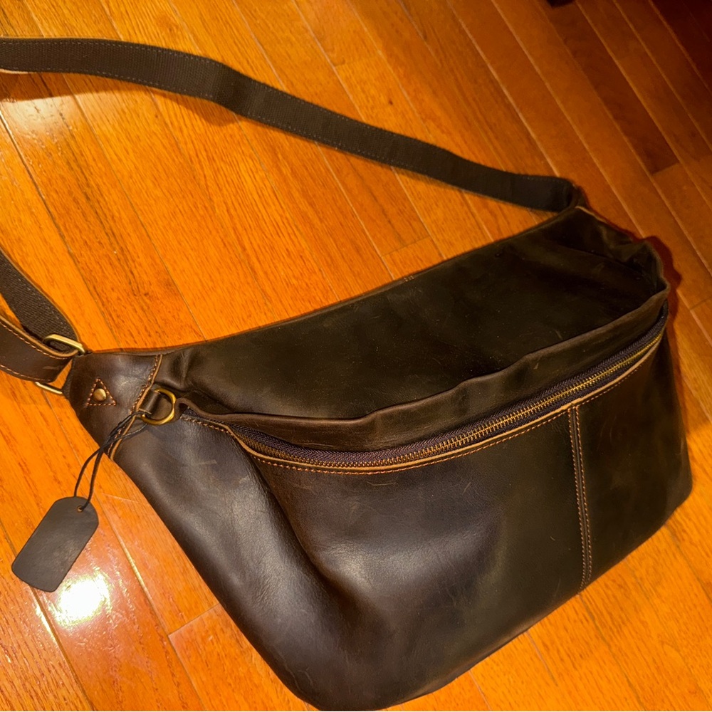 Brown Leather Sling Bag - Picture 3 of 10